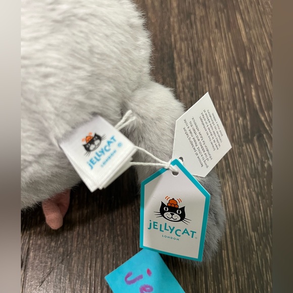 Jellycat NYC Limited Edition FAO Exclusive Strutton Pigeon 100%Authentic NWT US - Picture 5 of 6